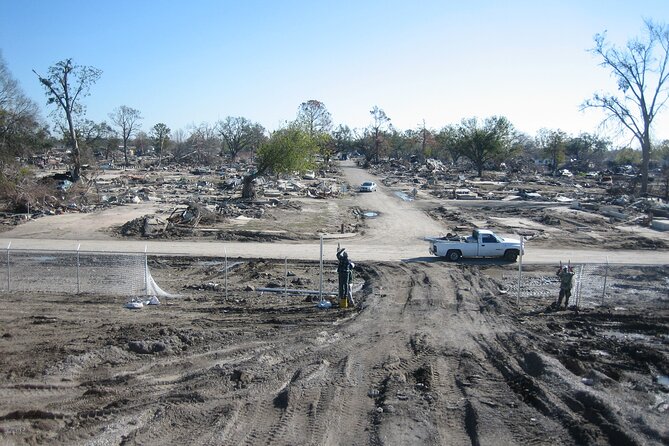 Hurricane Katrina: Past, Present and Future Driving Tour - Levee System Enhancements