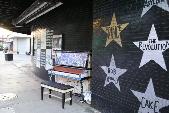In the Footsteps of Prince: A Self-Guided Audio Tour of Downtown Minneapolis - Accessibility Considerations