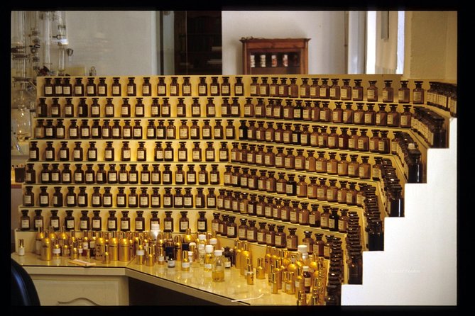 In the Secret of Perfumes and Flowers-Private Tour Full Day- - Floral Wonderland and Gardens