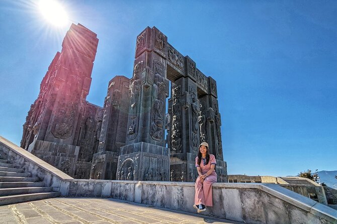 Instagrammable Sites of Tbilisi Private Tour - Meeting Your Guide