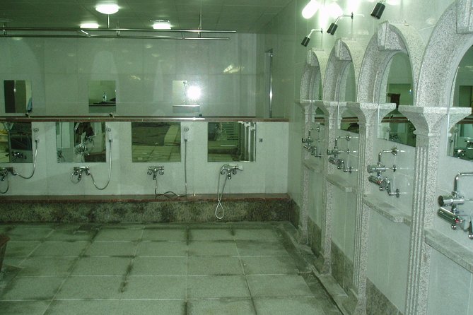 Jjimjilbang (Korean Dry Spa) - Experience the Various Rooms