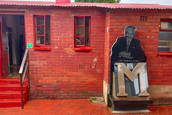 Johannesburg/Soweto & Apartheid Museum Private Tour - Pickup and Accessibility