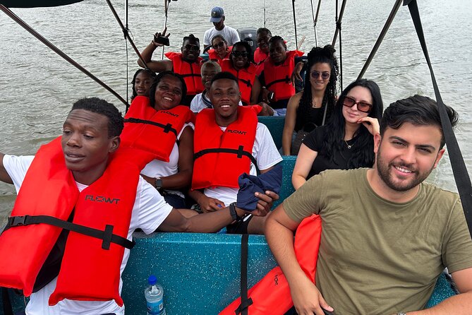Jungle Safari at the Panama Canal - Inclusions and Amenities