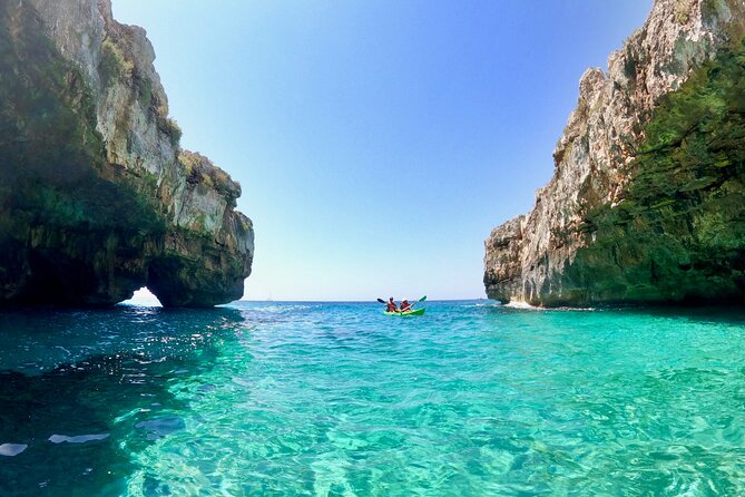 Kayak and Canoe Tour in Leuca and the Ponente Caves - Health and Accessibility