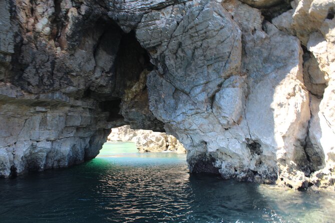 Kayaking Along the Algarve Coast - Inclusions