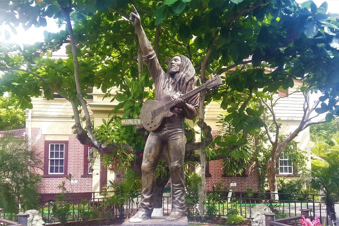 Kingston Sightseeing, Bob Marley Museum & Night Market Experience From Ocho Rios - Meeting and Pickup