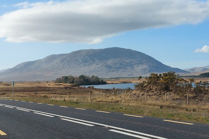 Kylemore Abbey, Sky Road & Aughnanure Castle Private Tour From Galway - Aughnanure Castle Exploration