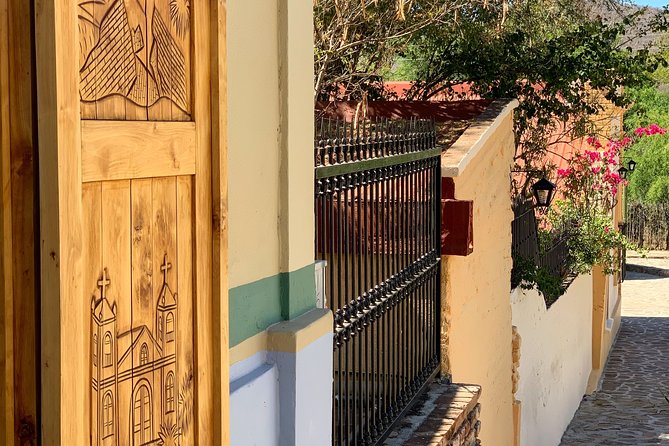 La Paz Tour, Historical City, Beach, Colonial and Beautiful Scenery on the Way! - Inclusions