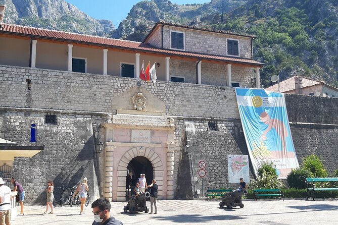 Laizy Wednesdays Tour to Montenegro - Itinerary and Activities
