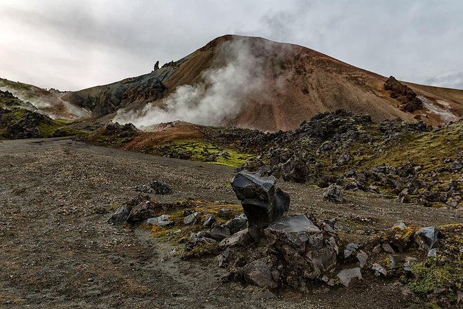 Landmannalaugar, Photo Infused Day Tour to the Highlands - Included Amenities