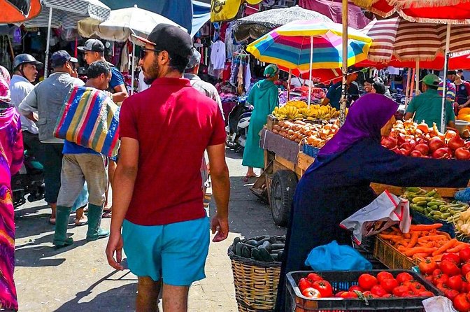 Local Experience on Foot in Casablanca - Inclusions and What to Expect