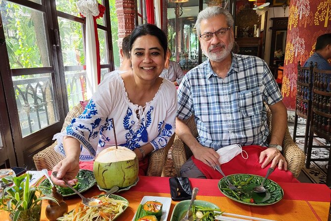 Local Foodies Tour in Phnom Penh City - Meeting Point and Time