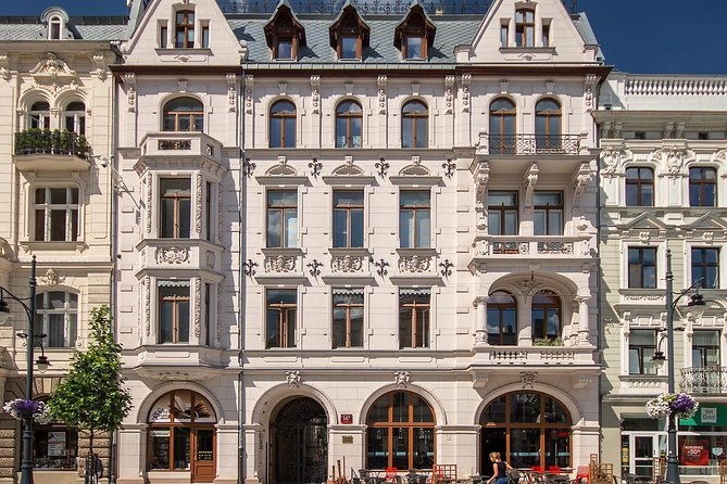 Lodz Old Town Manufaktura Highlights Private Walking Tour - Key Highlights of the Tour