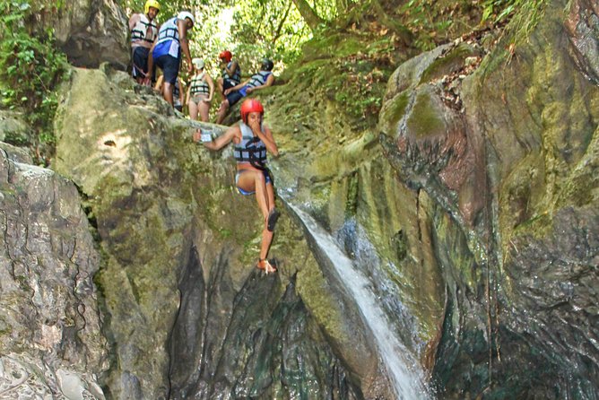Los Charcos Waterfalls Adventure - Pickup and Transportation