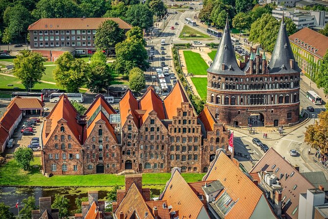 Lubeck Private Walking Tour With A Professional Guide - Meeting Information