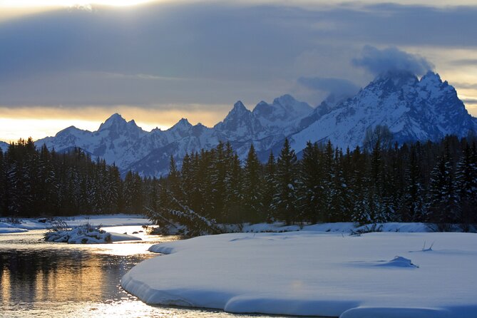 Luxury 1/2 Day Winter Grand Teton Tour & Sleigh Ride - Guided Exploration and Insights