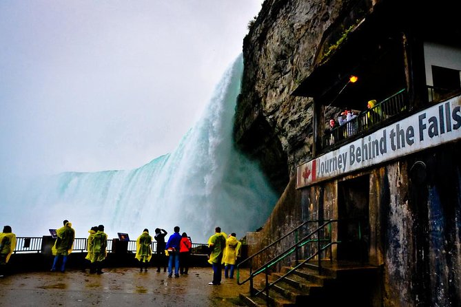Luxury Niagara Falls Day Trip From Toronto With Cruise and Lunch - Itinerary and Schedule