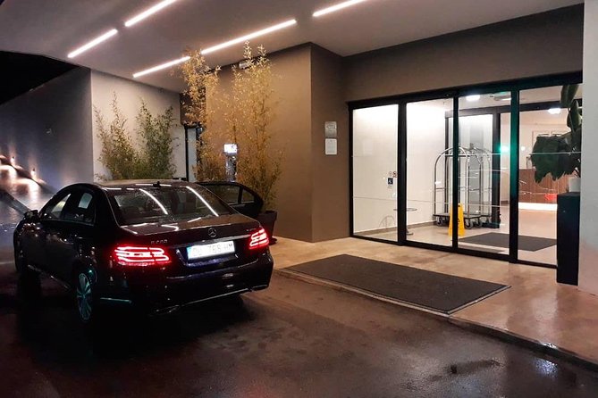 Luxury Private Transfer Zagreb Airport - Zagreb - What Customers Can Expect