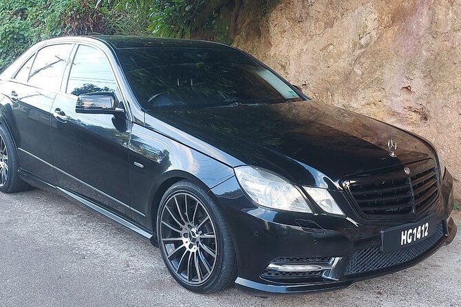 Luxury Round-Trip (UVF) Hewanorra International Airport Transfer - Pickup Procedure