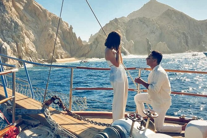 Luxury Sunset Sailboat, Gourmet Dinner and Premium Open Bar - Meeting and Pickup