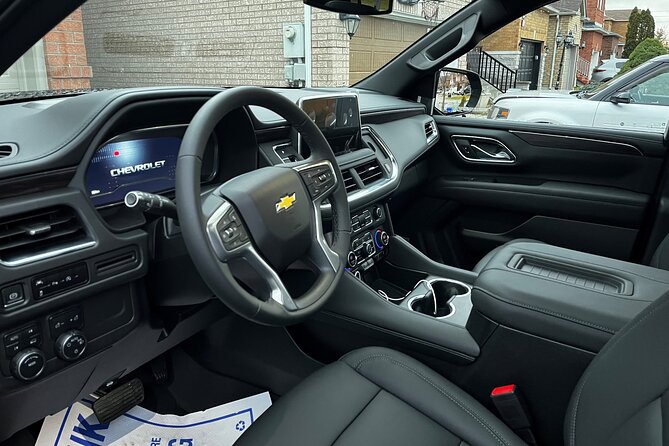 Luxury Transport From Mississauga to Toronto - Vehicle Features