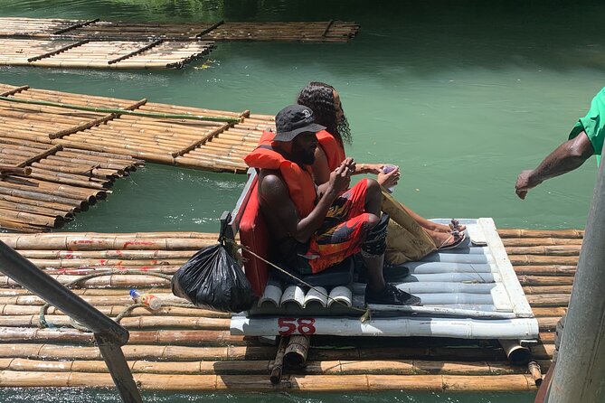 Martha Brae Bamboo River Rafting Tour From Ocho Rios - Operating Hours and Capacity