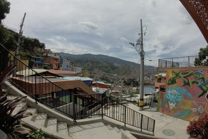 Medellin Tour With Fernando Botero'S, Street Art and Food Tour - Discovering Barefoot Parks Unique Attractions