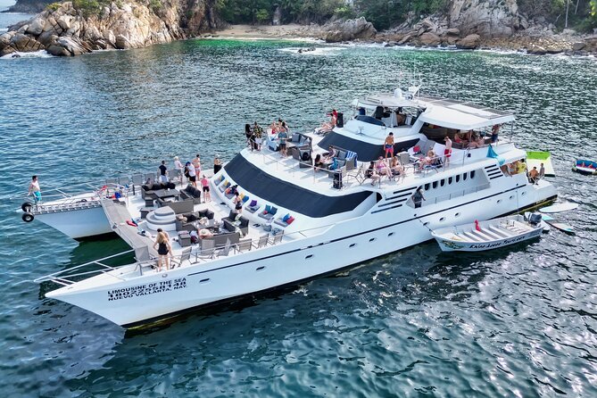 Mega Yacht All-Inclusive Yelapa Waterfall & Snorkeling Adventure - Included Activities