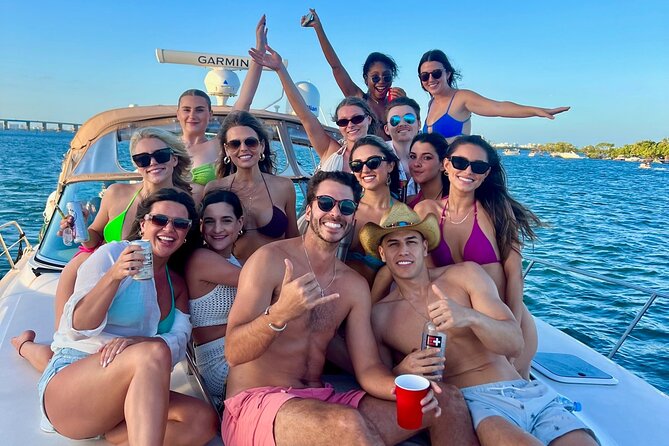 Miami Beach Swim and Dolphin Sightseeing Cruise Aboard a Yacht - Location and Meeting Details
