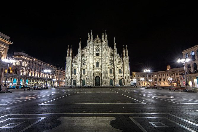 Milan Private Guided Tour by Night - Personalized Attention From a Private Guide