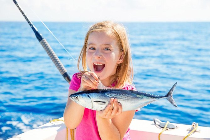 Nanje Fishing Trips Dubai - Yacht Accommodations and On-Board Amenities