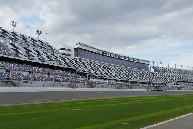 NASCAR Coke Zero 400 Race Day Packages - Inclusions and Amenities