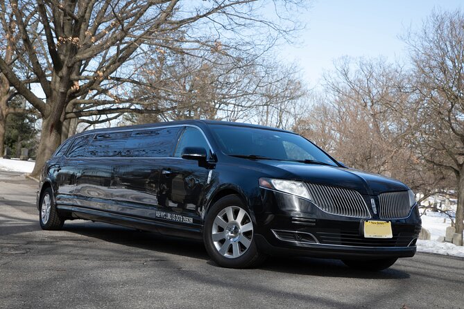 New York City Airport Arrival Transfer by Limo LGA JFK EWR - Pricing and Booking Details