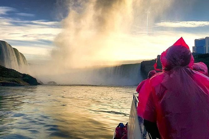 Niagara Falls Day Tour From Oakville and Burlington - Itinerary and Activities