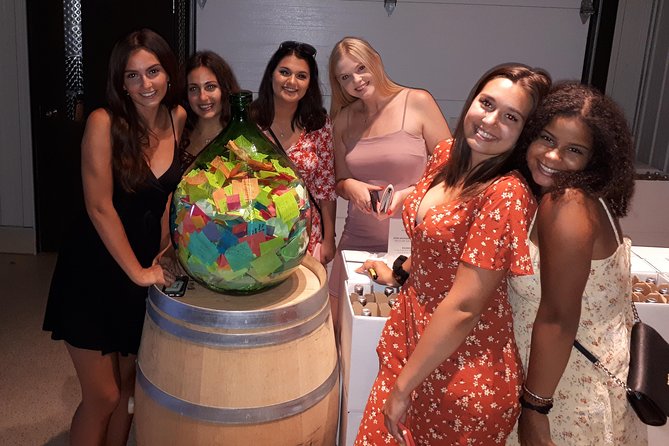 Niagara-On-The-Lake Winery Tasting Afternoon Tour With Wine and Cheese - Booking Information