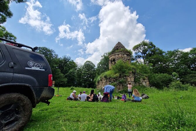 OFF-ROAD TOUR: Kaptavank Monastery and Ghuzan Stone