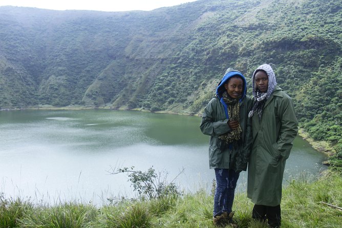 One Day Mount Bisoke Hike Adventure Tour in Volcanoes Park - What to Expect