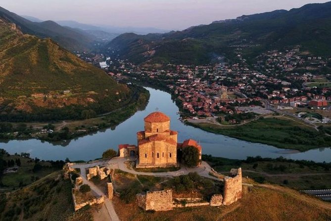One-Day Tour in Ancient Mtskheta, Gori and Uplistsikhe - Exploring Gori