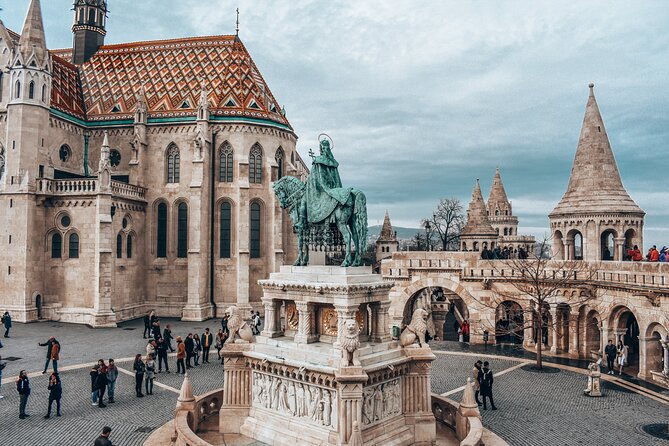 Original Budapest Alternative Street Art & Jewish Tour - Discovering the Jewish Quarters History