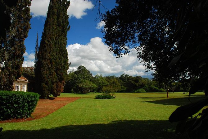 Out of Africa Tour: Giraffe Centre and Karen Blixen Museum From Nairobi - Exploring Karen Blixen Museum