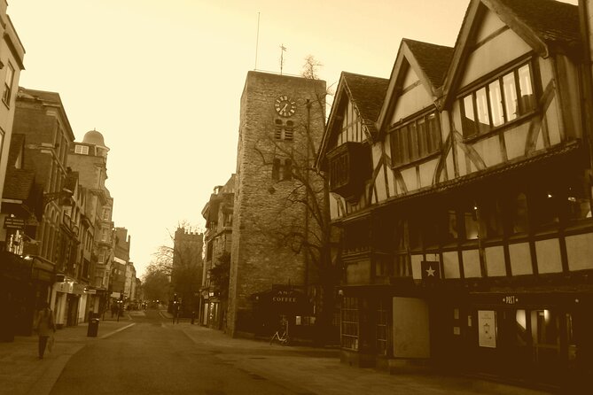 Oxford Ghost Tour - for Private Hauntings Only! - Meeting and Pickup