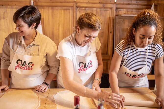 Pasta and Tiramisu Cooking Class With Optional Local Market Tour - Meeting and Pickup Information
