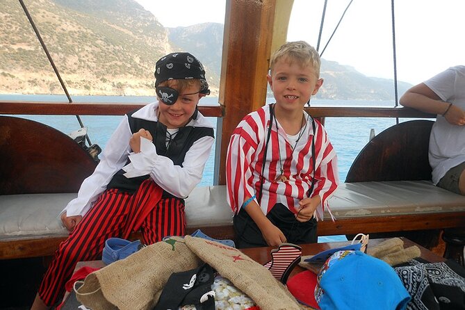 Pirate Boat Trip From Bodrum (All Inclusive) - Meeting Point and Logistics