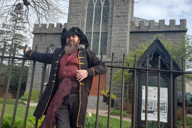 Pirates and Privateers Walking Tour With Real Pirates Admission - Meeting and Ending Points