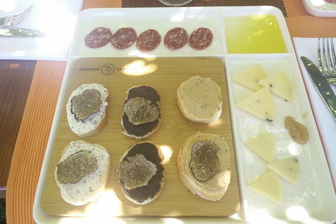 Porec FOOD & WINE Walk With WINE and FOOD Tasting - Meeting and End Points
