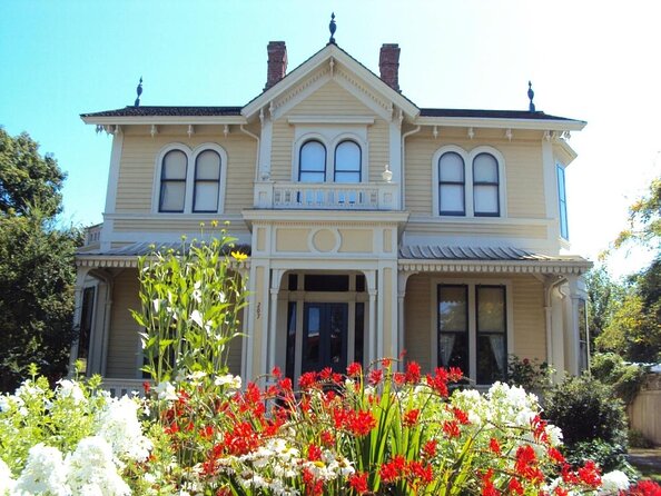 Premier Horse-Drawn Carriage Experience in Victoria - Customizable Itinerary Options