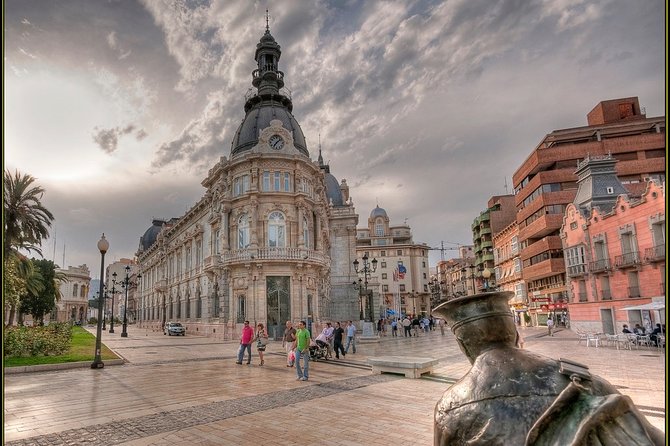 Private 4-Hour Walking Tour of Cartagena With Official Tour Guide - Inclusions and Exclusions