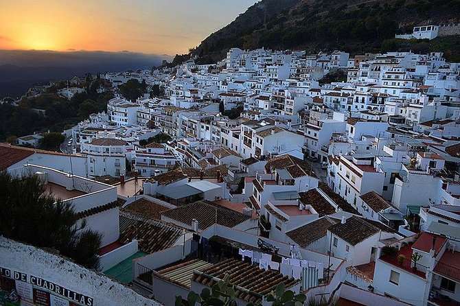Private 8-Hour Tour to Mijas Review - Health and Safety