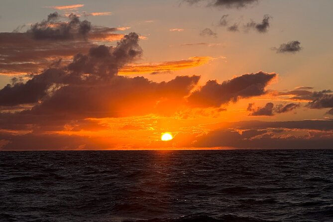Private 90-Minute Sunset Sail Charter (Kewalo Harbor) - Meeting and Pickup Details