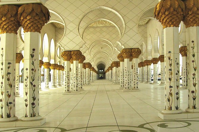 Private Abu Dhabi City Tour With Mosque - Inclusions and Amenities